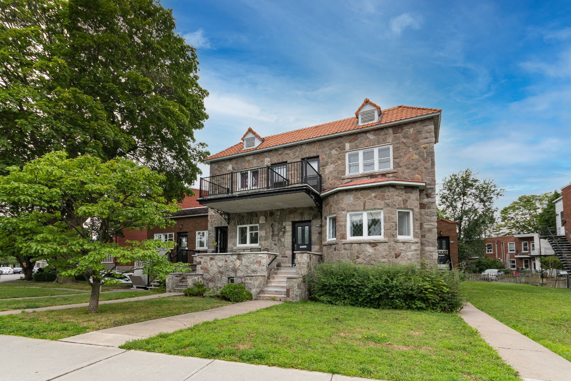 Apartment to rent 5 Bedrooms 4004 sq ft Montréal Verdun/ÎledesSœurs