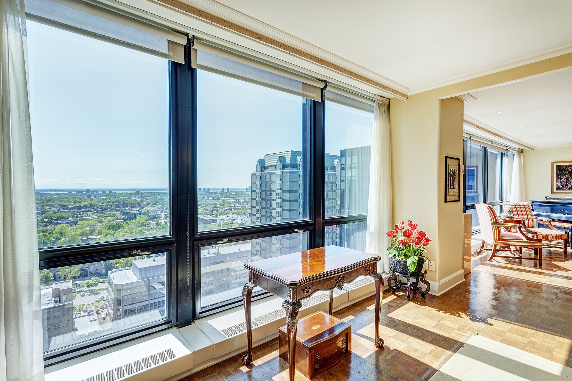 Apartment for sale 3 Bedrooms 2669 sq ft Montréal Westmount € 2,368,666