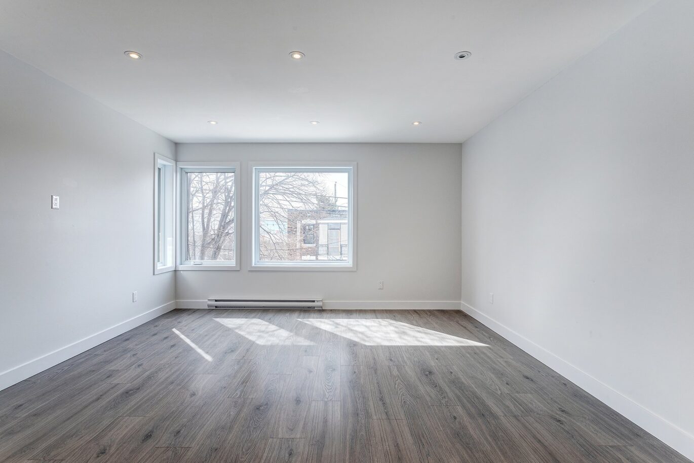 23 Av. Lowland  Montréal (Lachine) (Montréal)