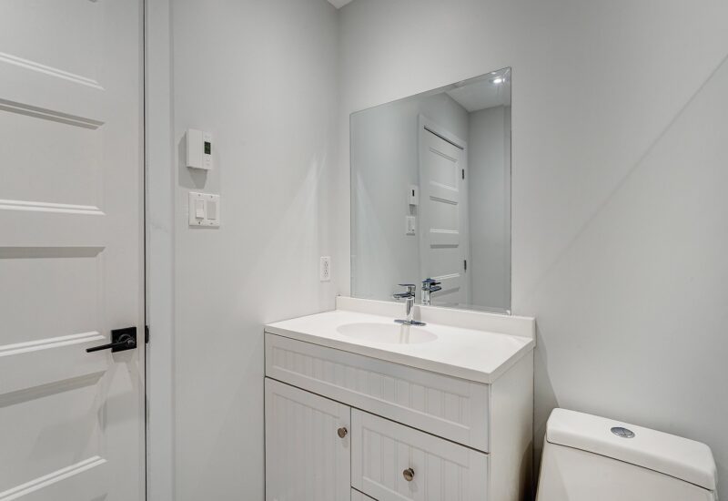 23 Av. Lowland  Montréal (Lachine) (Montréal)