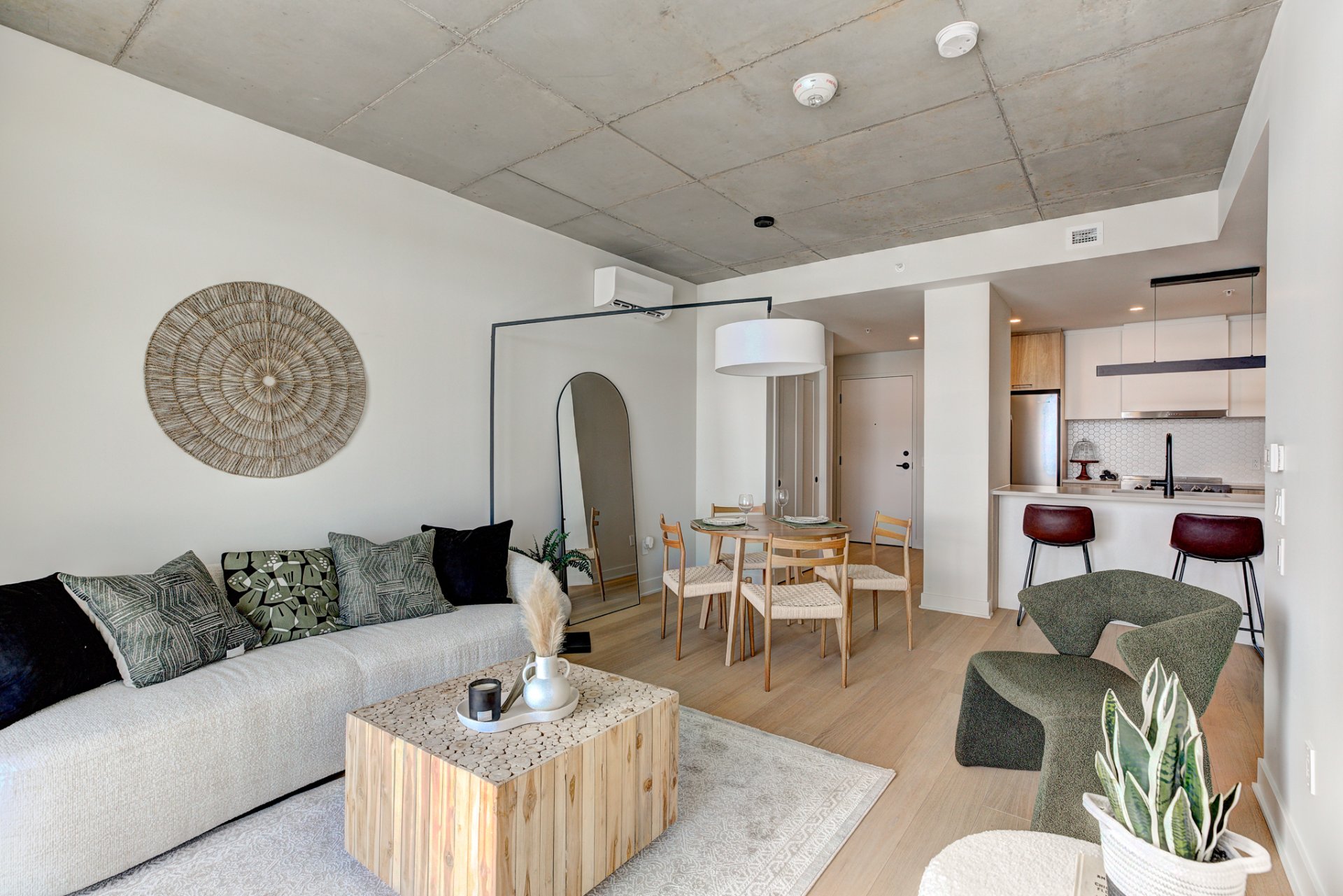 Apartment Laval  -  ref 20317227 (picture 1)