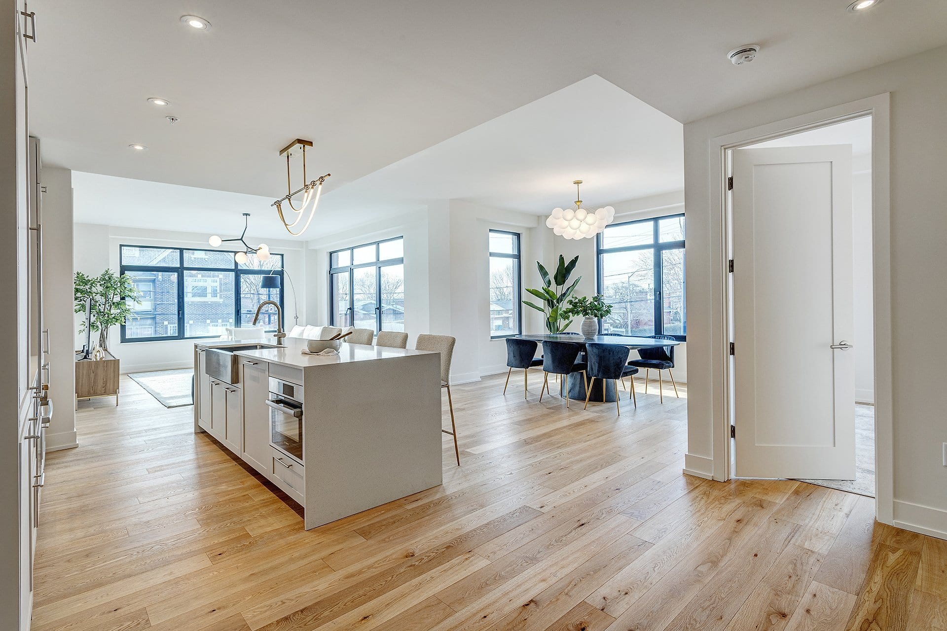 Montréal  - Appartement 9 Pi&egrave;ces 2 Chambres - picture 15