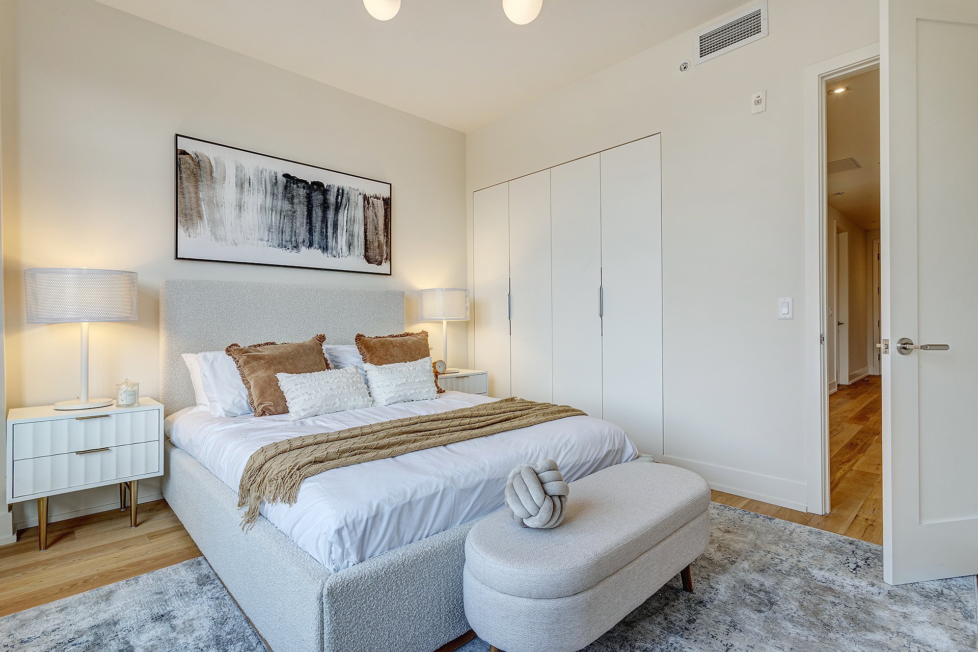 Montréal  - Appartement 9 Pi&egrave;ces 2 Chambres - picture 8