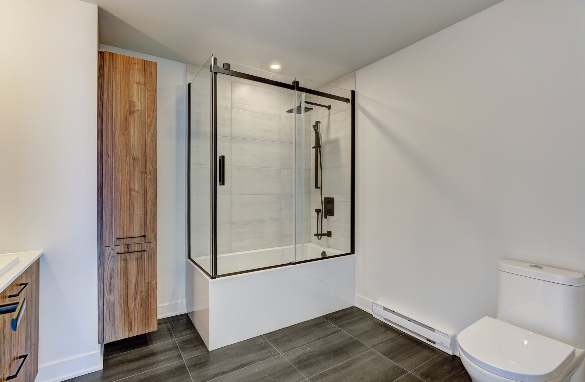 Laval  - Apartment 2 Bedrooms - picture 12