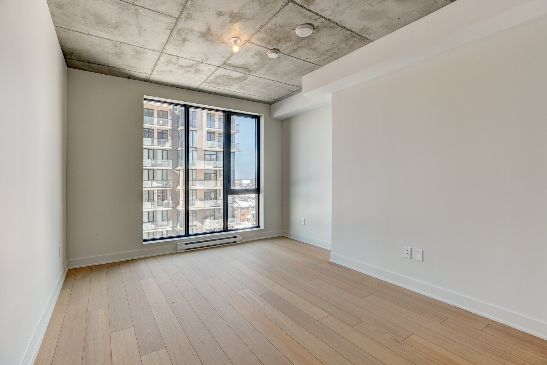 Laval  - Apartment 2 Bedrooms - picture 4