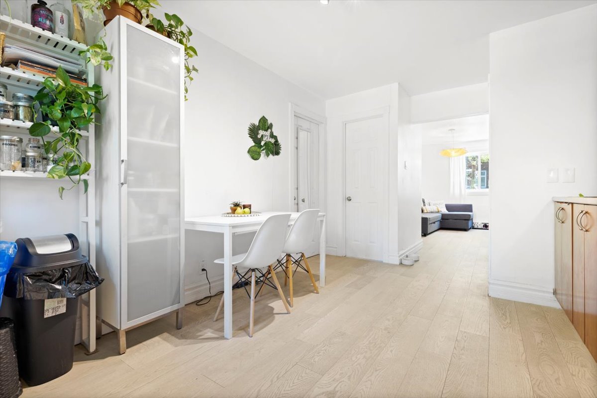 1852 – 1858 Rue D’Iberville  Montréal (Ville-Marie) (Montréal)