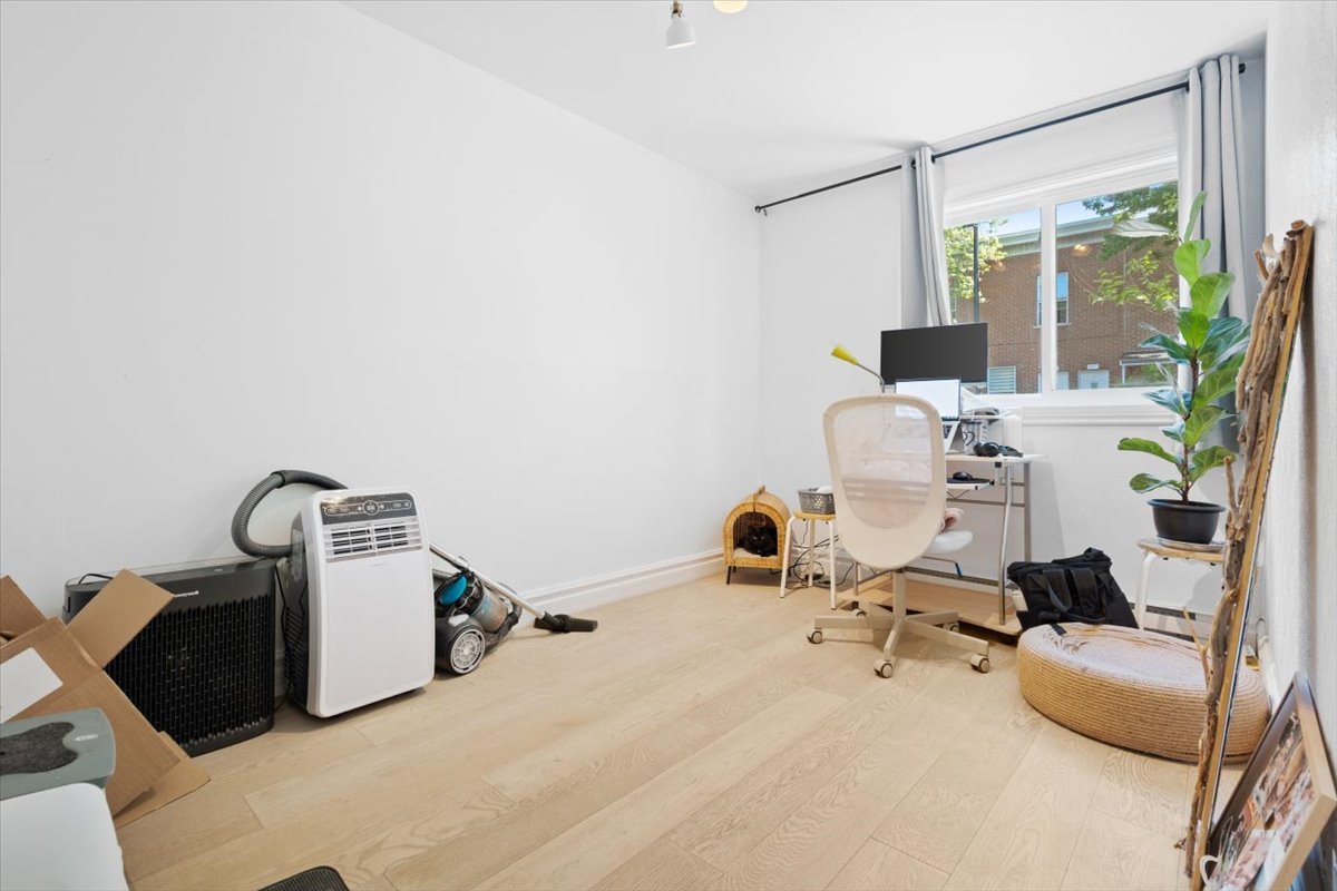 1852 – 1858 Rue D’Iberville  Montréal (Ville-Marie) (Montréal)