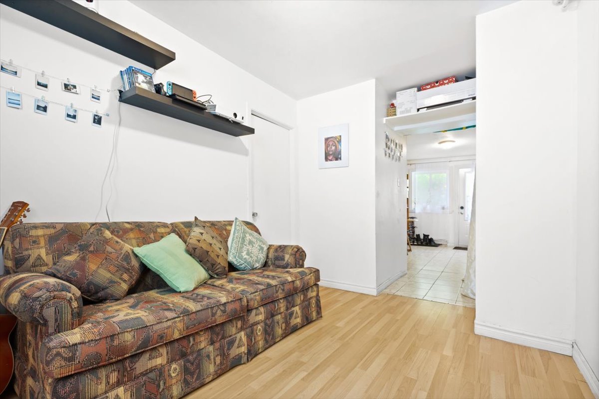 1852 – 1858 Rue D’Iberville  Montréal (Ville-Marie) (Montréal)