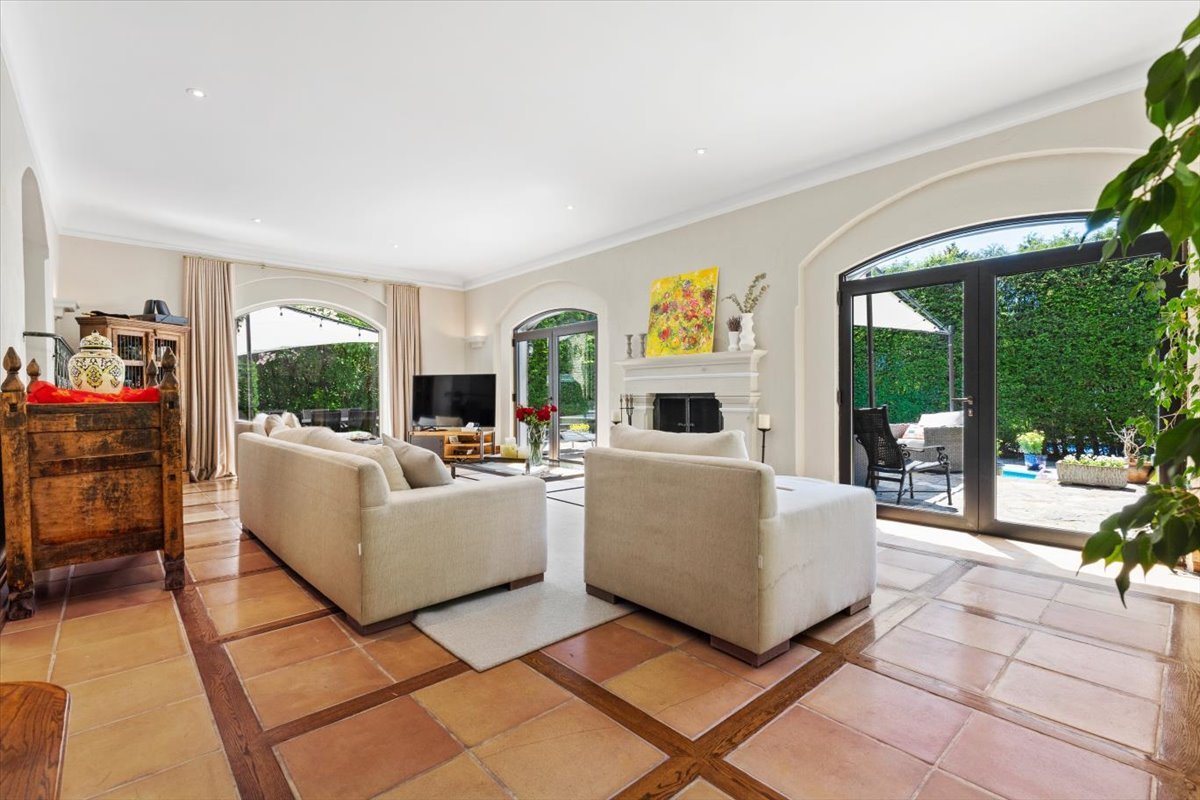 Montréal  - House 5 Bedrooms - picture 11