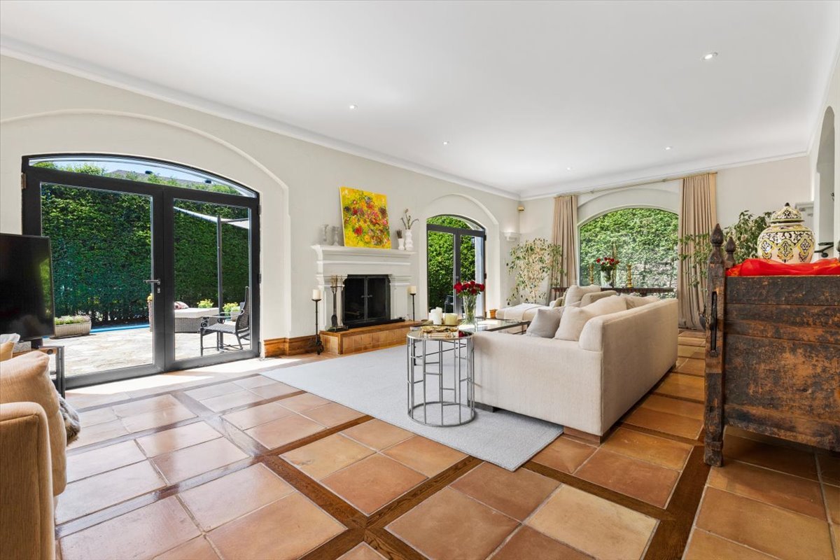 Montréal  - House 5 Bedrooms - picture 12