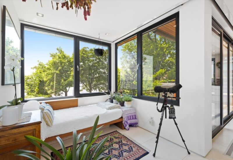 6 Av. St-Joachim  Pointe-Claire (Montréal)