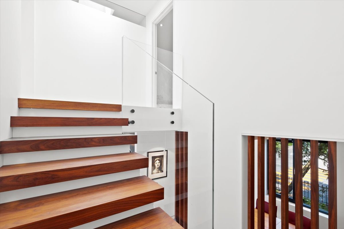 6 Av. St-Joachim  Pointe-Claire (Montréal)