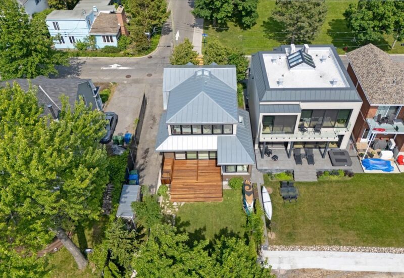 6 Av. St-Joachim  Pointe-Claire (Montréal)