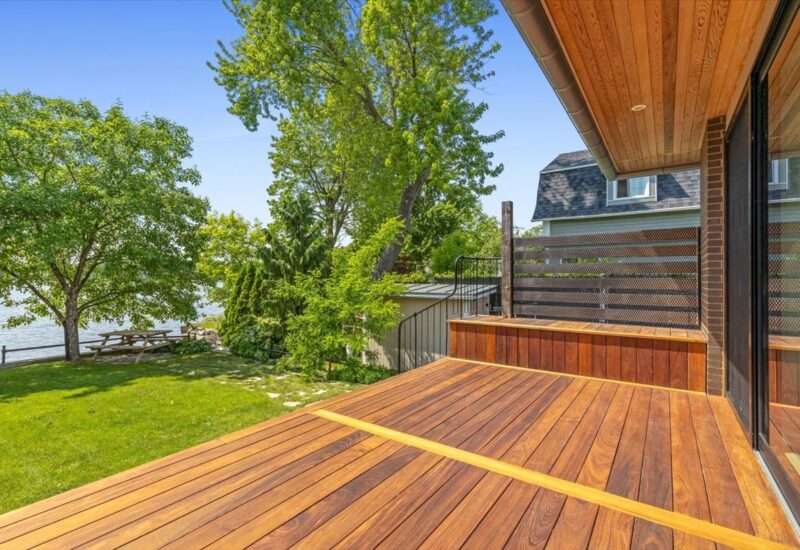 6 Av. St-Joachim  Pointe-Claire (Montréal)