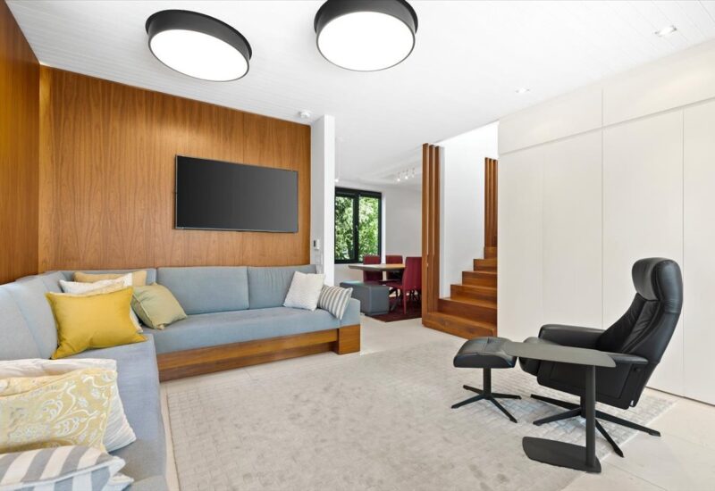 6 Av. St-Joachim  Pointe-Claire (Montréal)