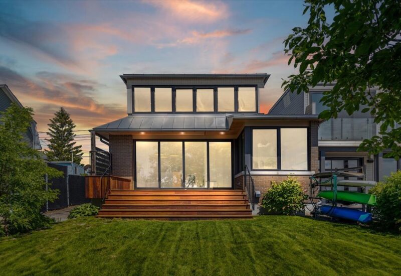 6 Av. St-Joachim  Pointe-Claire (Montréal)