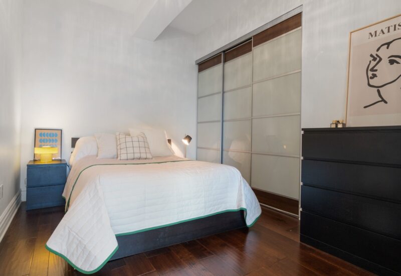 1010 Rue Ste-Catherine E. #410  Montréal (Ville-Marie) (Montréal)