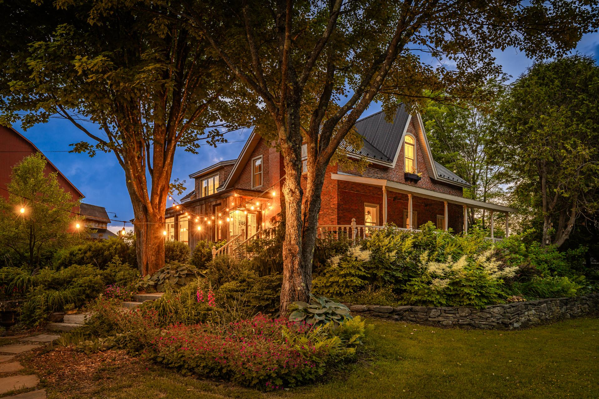 Bolton-Ouest  - Casa 13 Cuartos 4 Habitaciones - picture 2