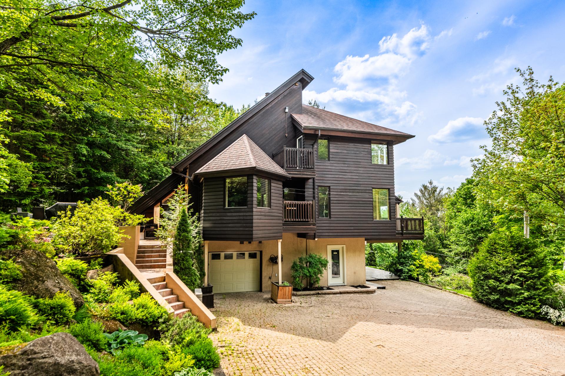 House Sainte-Anne-des-Lacs  -  ref 16289981 (picture 2)