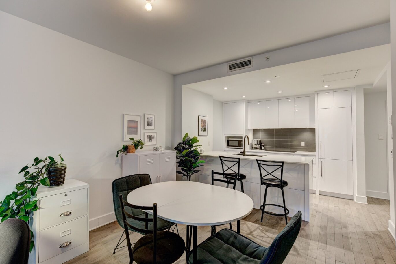 38 Rue du Square-Sir-George-Étienne-Cartier #515  Montréal (Le Sud-Ouest) (Montréal)