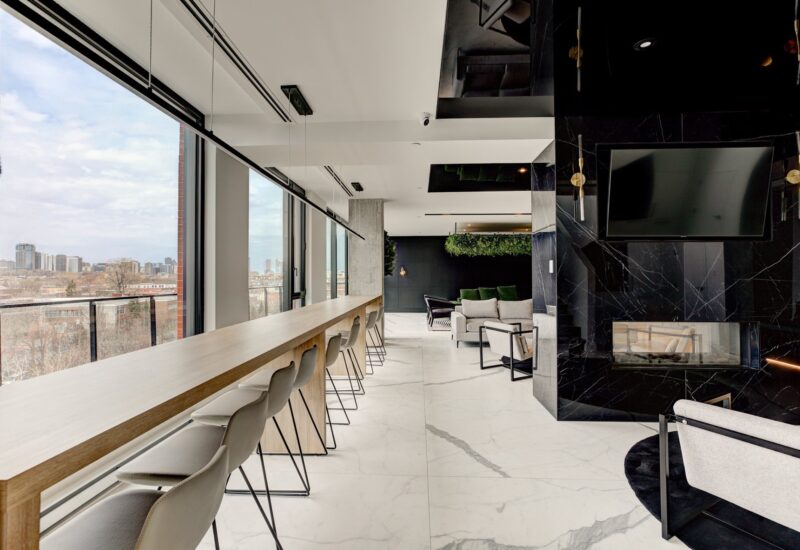 38 Rue du Square-Sir-George-Étienne-Cartier #515  Montréal (Le Sud-Ouest) (Montréal)