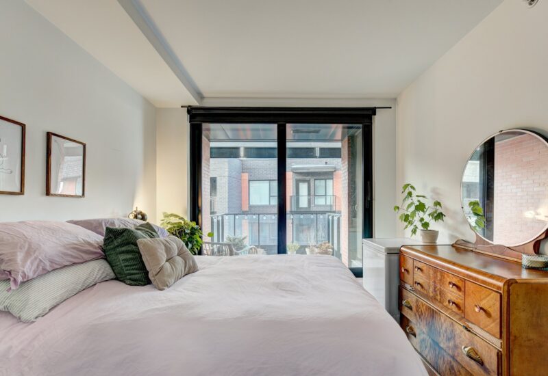 38 Rue du Square-Sir-George-Étienne-Cartier #515  Montréal (Le Sud-Ouest) (Montréal)