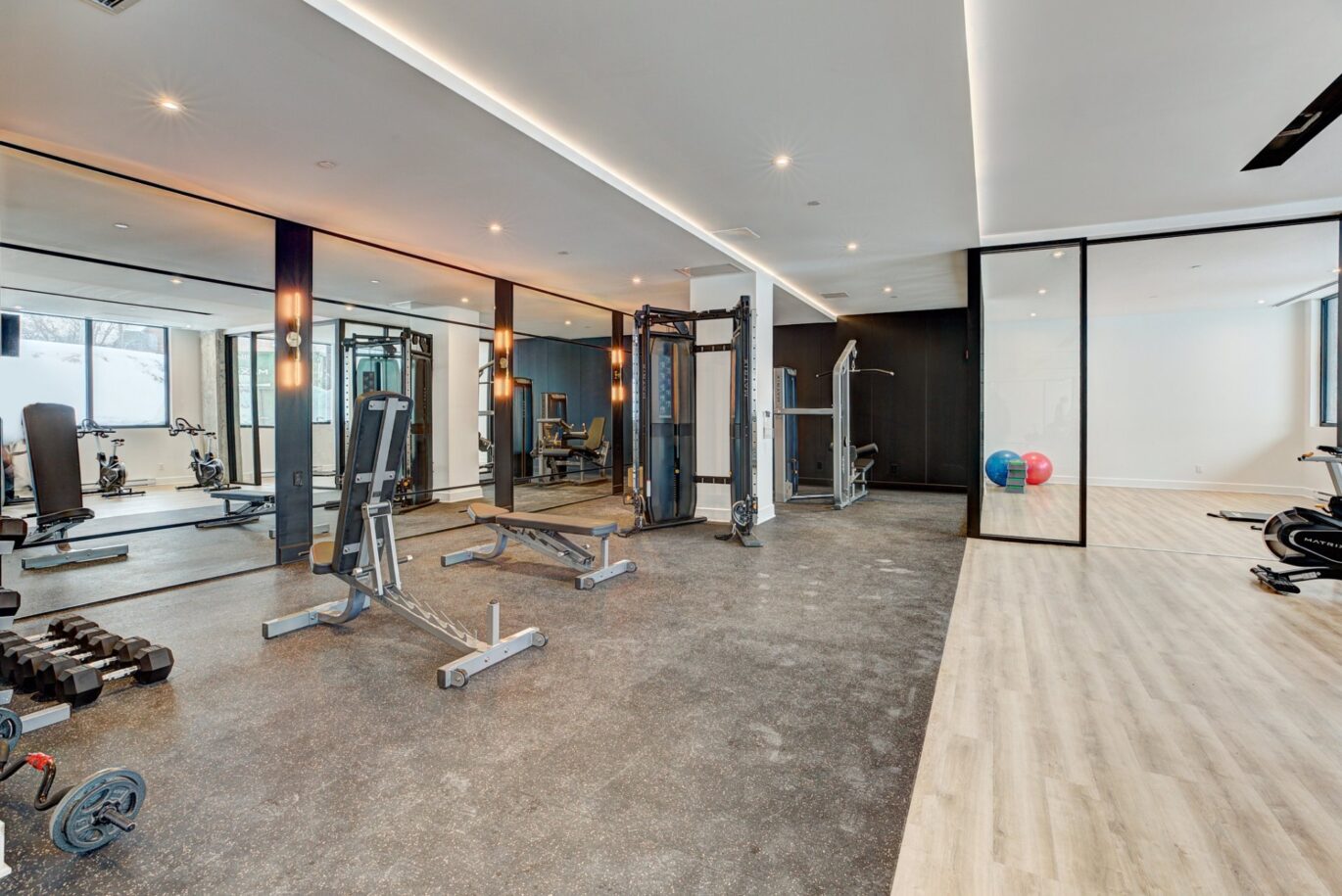 38 Rue du Square-Sir-George-Étienne-Cartier #515  Montréal (Le Sud-Ouest) (Montréal)