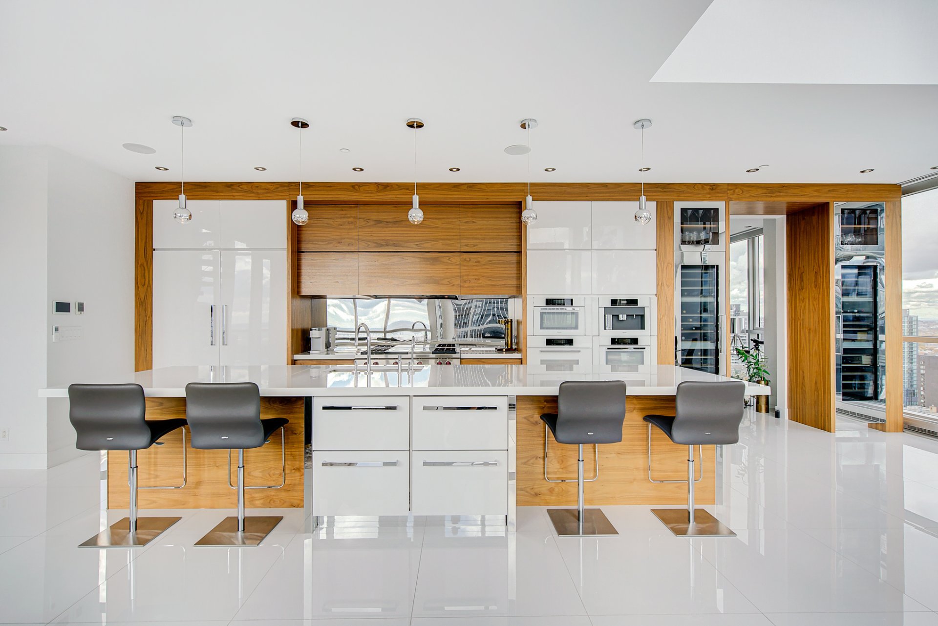 Montréal  - Apartment 5 Bedrooms - picture 11