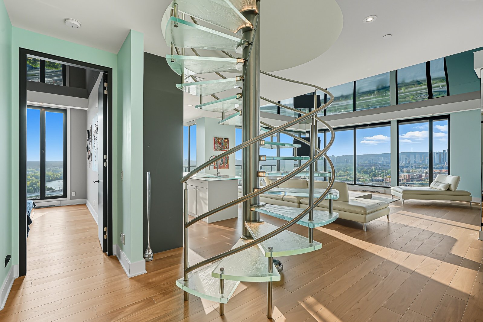 Montréal  - Apartment 5 Bedrooms - picture 6