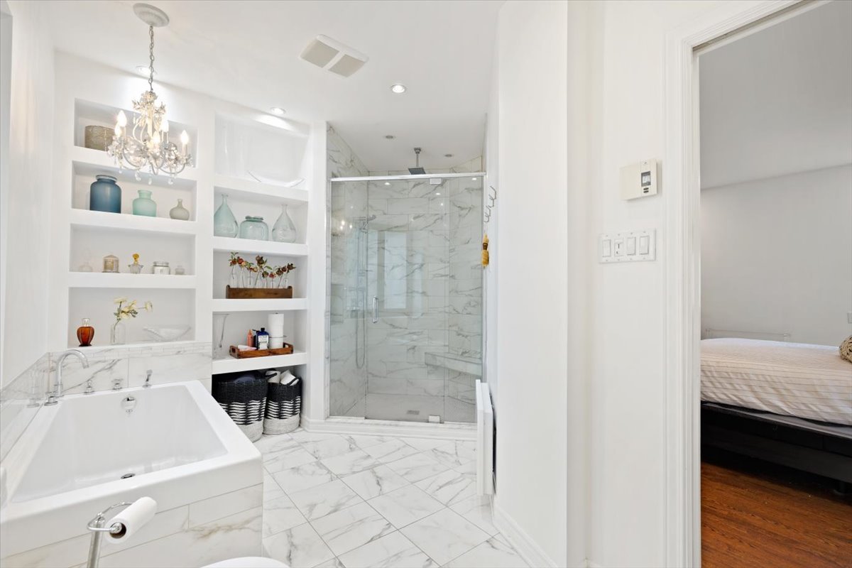 Montréal  - House 7 Bedrooms - picture 12