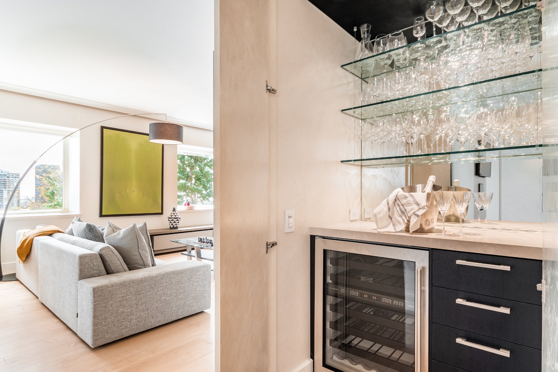 Montréal  - House 5 Bedrooms - picture 9