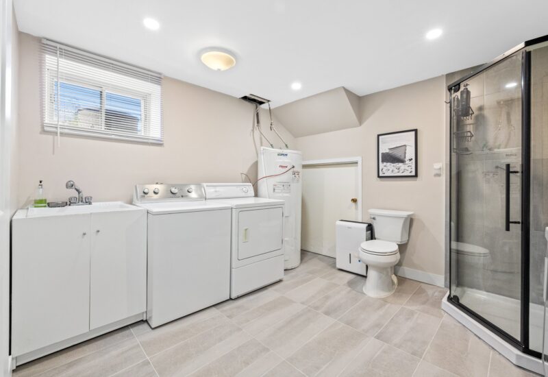 380 Rue Drapeau  Laval (Sainte-Rose) (Laval)