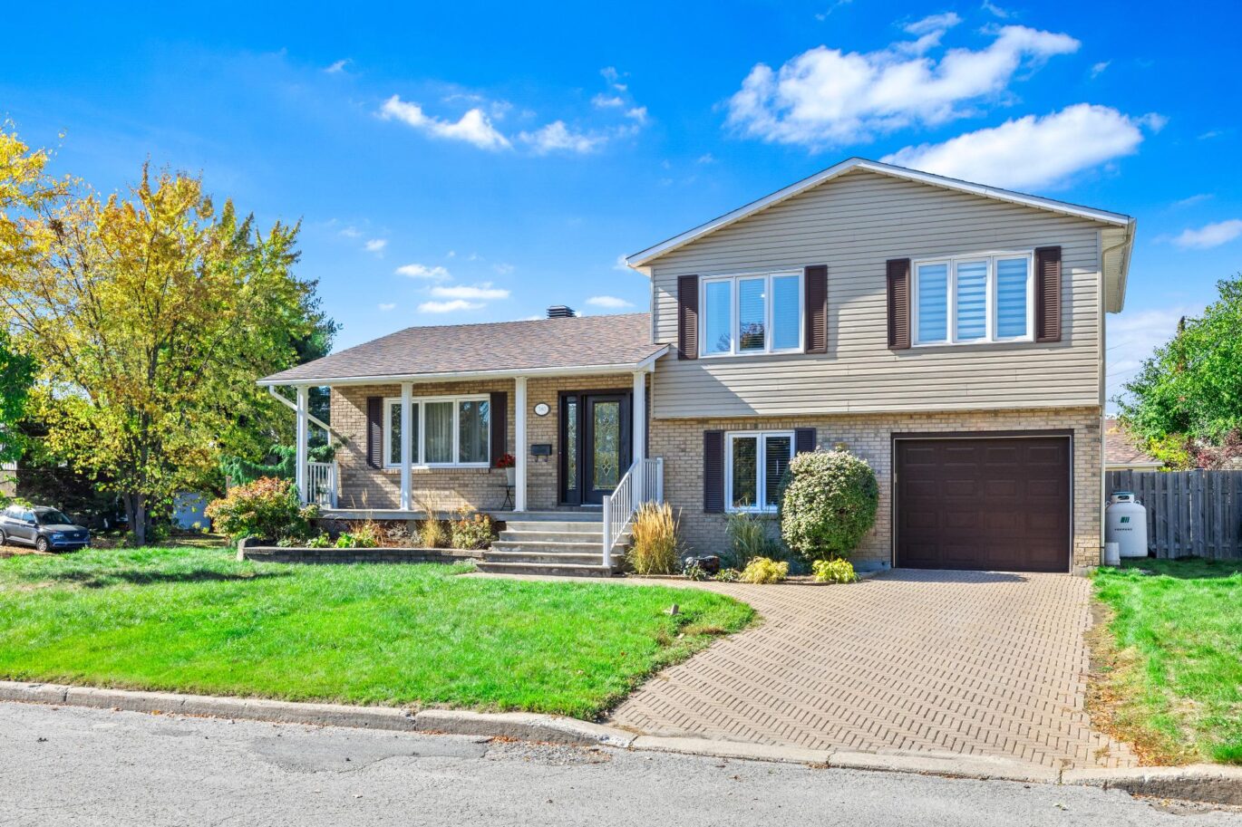 380 Rue Drapeau  Laval (Sainte-Rose) (Laval)