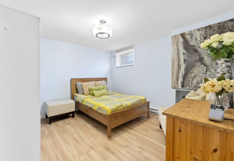 380 Rue Drapeau  Laval (Sainte-Rose) (Laval)