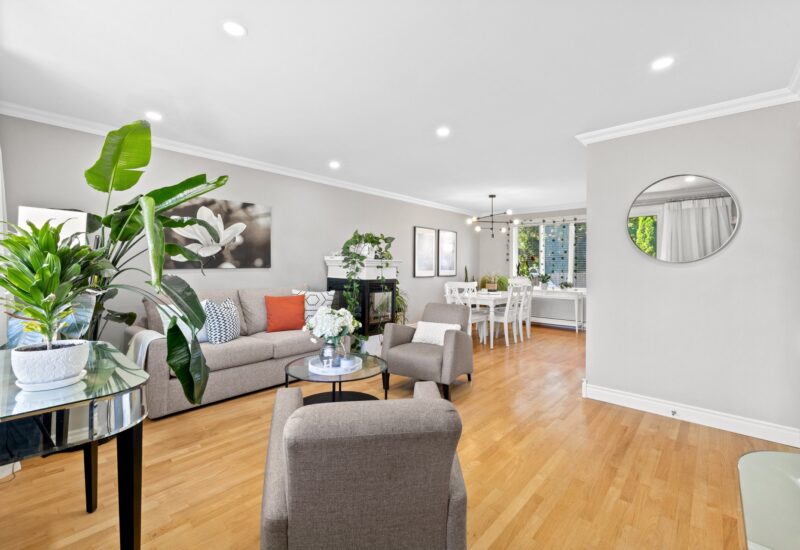 380 Rue Drapeau  Laval (Sainte-Rose) (Laval)