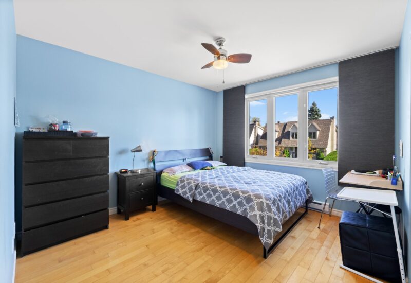 380 Rue Drapeau  Laval (Sainte-Rose) (Laval)