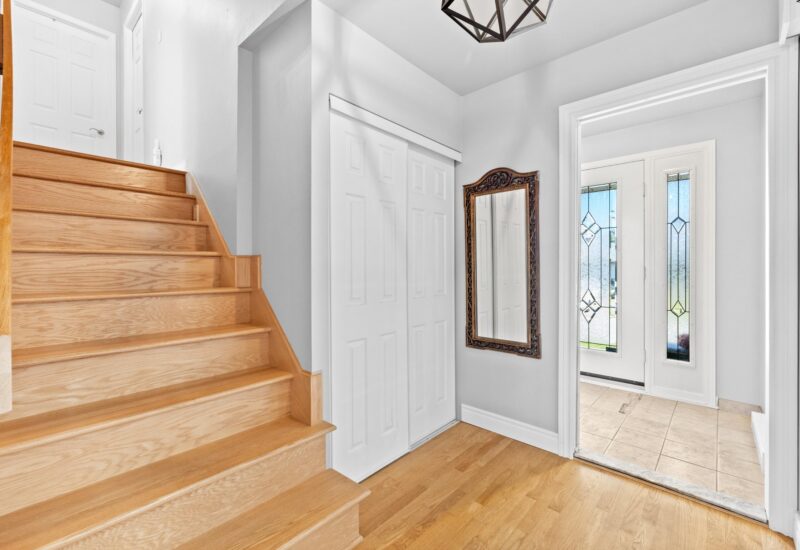 380 Rue Drapeau  Laval (Sainte-Rose) (Laval)