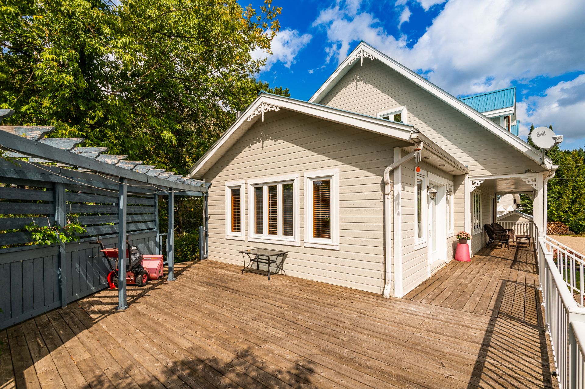 Casa Lac-des-Seize-Îles - picture 3