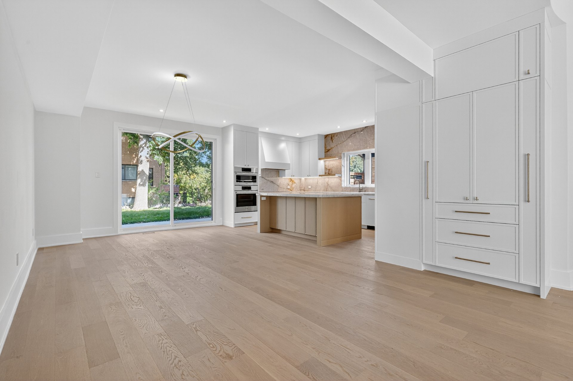 Montréal  - House 5 Bedrooms - picture 10