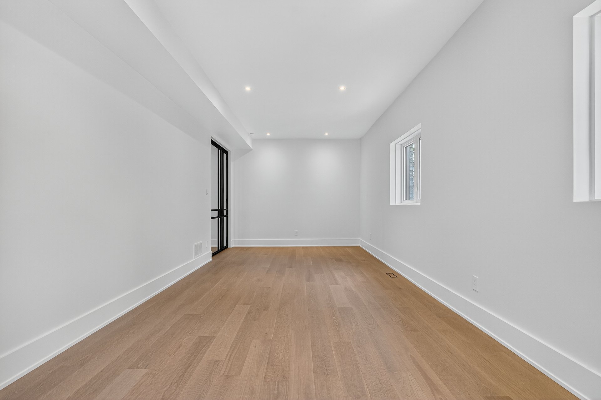 Montréal  - House 5 Bedrooms - picture 19