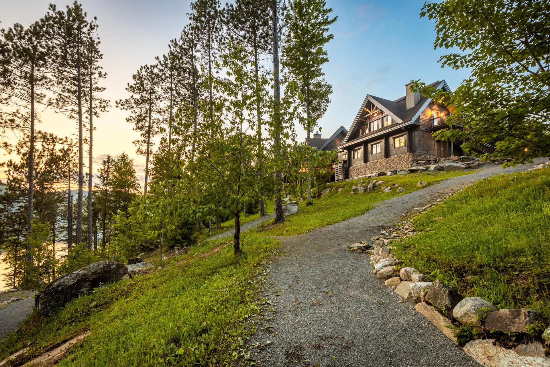 Saint-Alexis-des-Monts  - House 8 Bedrooms - picture 2