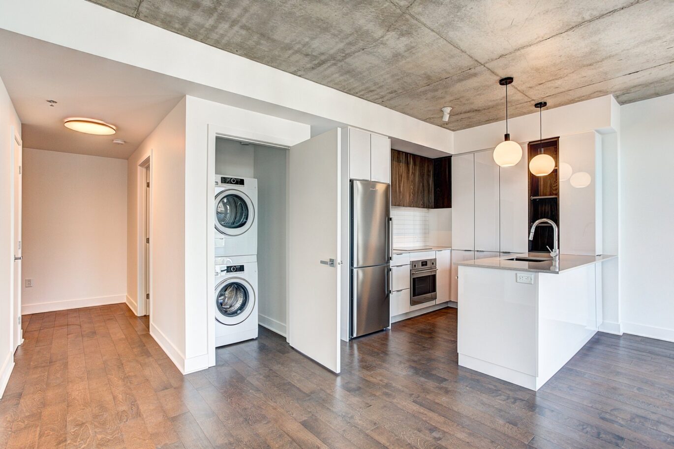 4599 Av. Clanranald #705  Montréal (Côte-des-Neiges/Notre-Dame-de-Grâce) (Montréal)