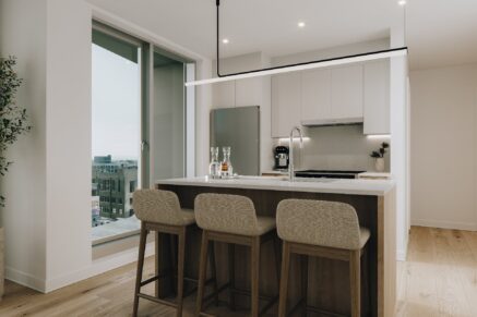 304 Boul. Charest E. #201  Québec (La Cité-Limoilou) (Capitale-Nationale)