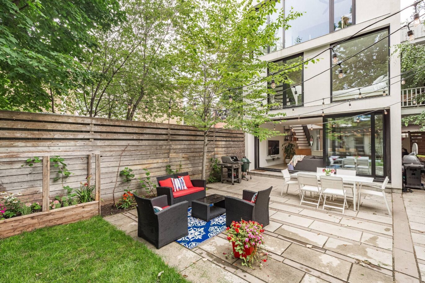 2455 Rue St-Charles  Montréal (Le Sud-Ouest) (Montréal)