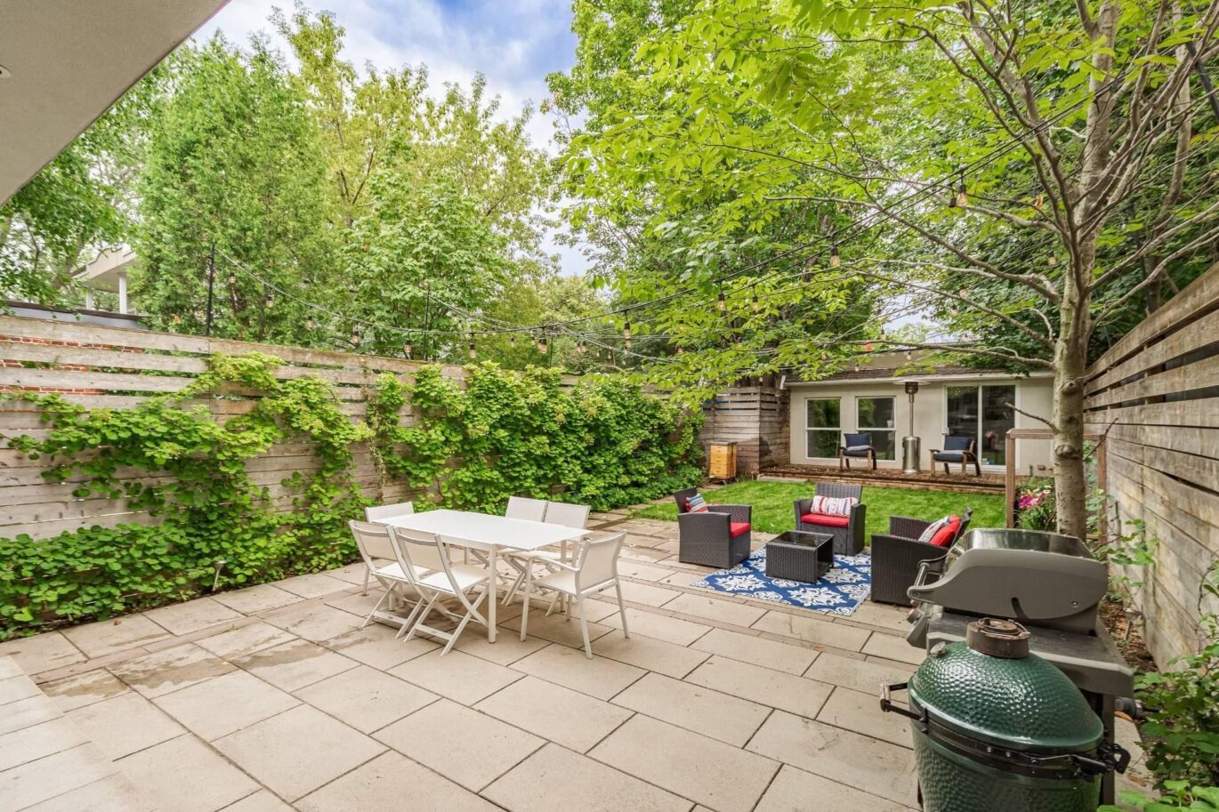 2455 Rue St-Charles  Montréal (Le Sud-Ouest) (Montréal)