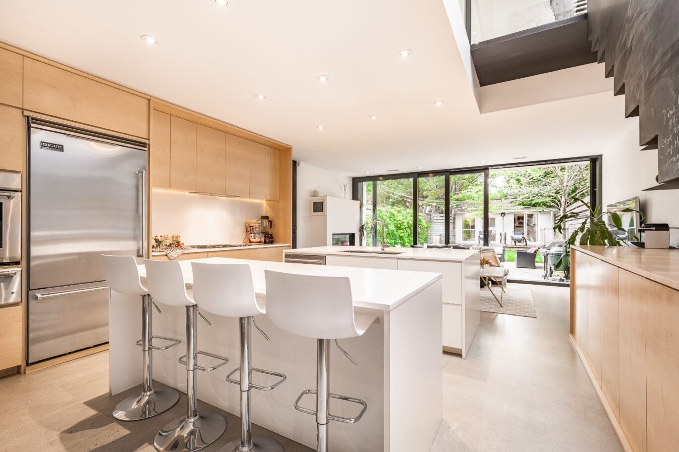 2455 Rue St-Charles  Montréal (Le Sud-Ouest) (Montréal)