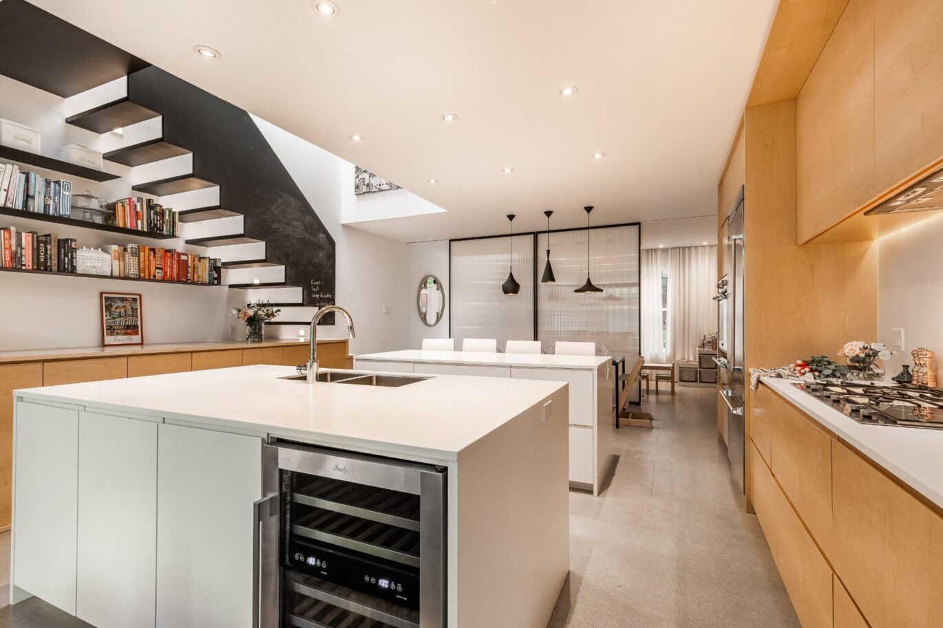 2455 Rue St-Charles  Montréal (Le Sud-Ouest) (Montréal)