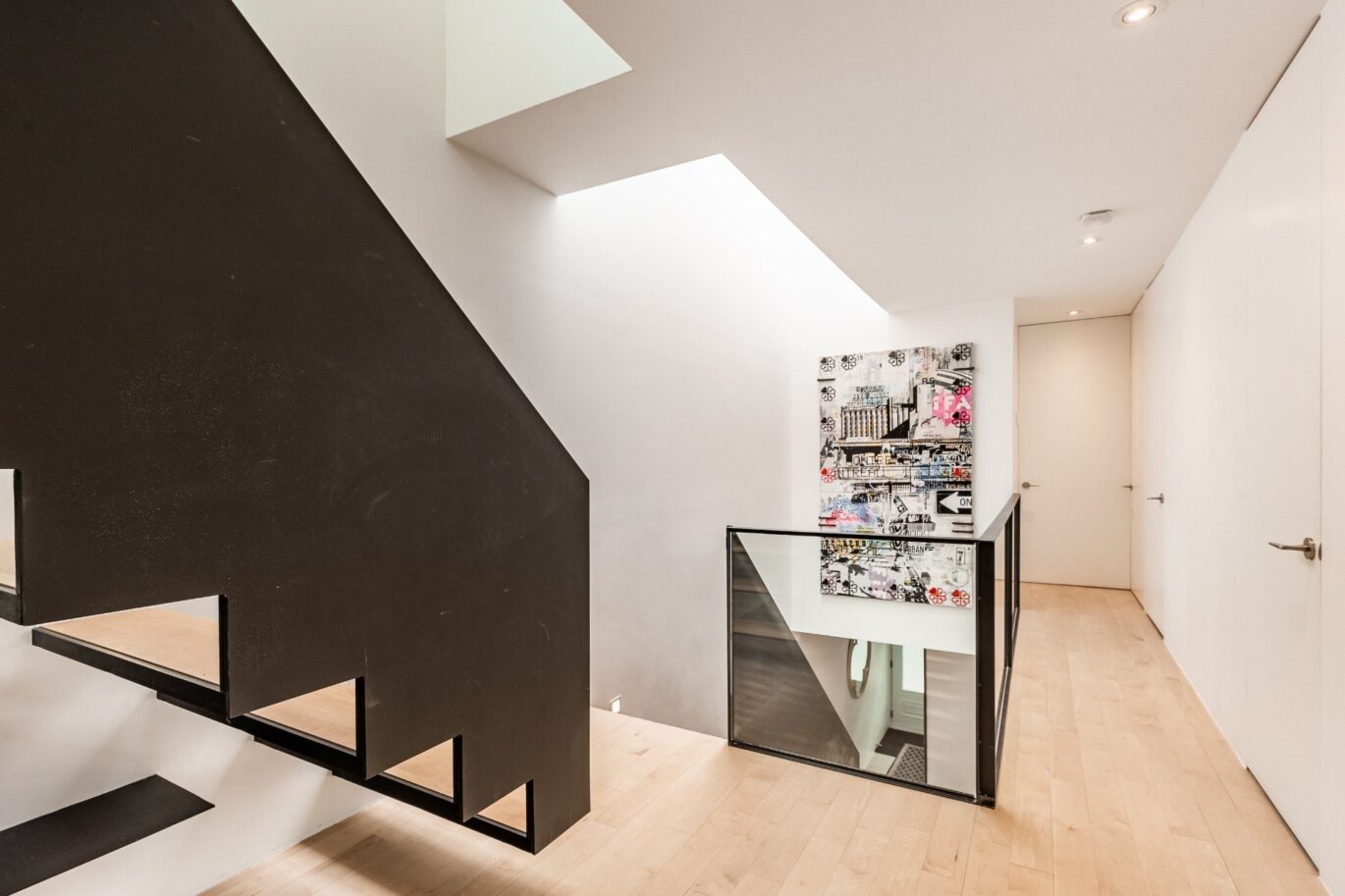 2455 Rue St-Charles  Montréal (Le Sud-Ouest) (Montréal)