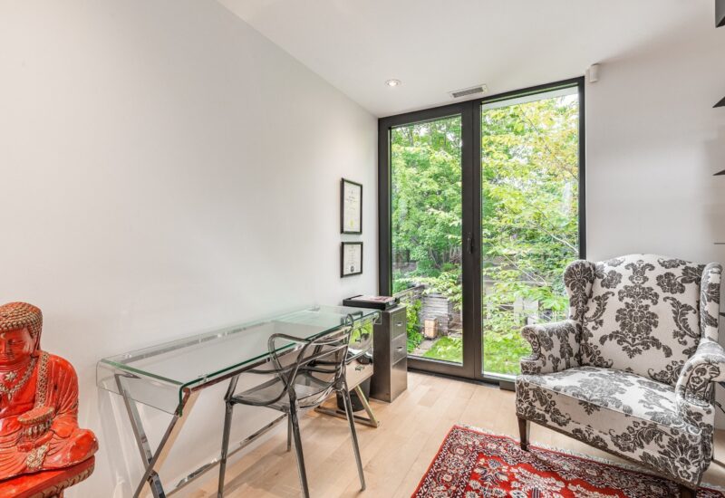 2455 Rue St-Charles  Montréal (Le Sud-Ouest) (Montréal)