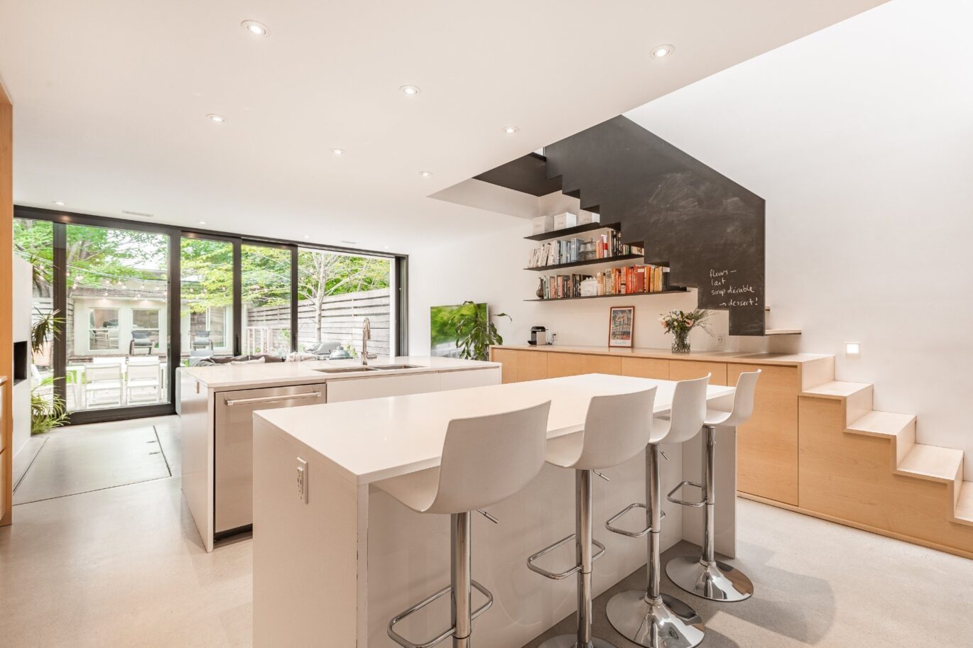 2455 Rue St-Charles  Montréal (Le Sud-Ouest) (Montréal)